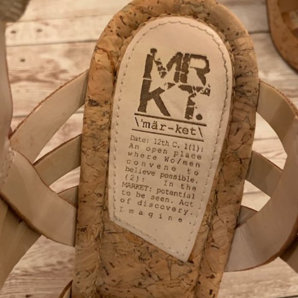 Market Cork Strappy Heeled Neutral Sandal - Picture 4 of 8